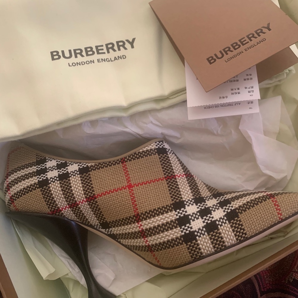 Burberry Heels